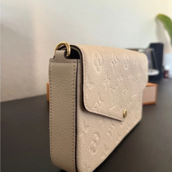 Louis Vuitton Monogram Cream Wristlet - Picture 10 of 13